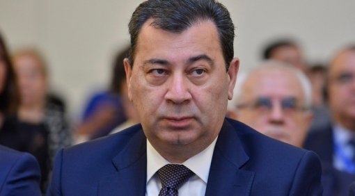 Komitə sədri özünə yeni köməkçi götürdü - FOTO
