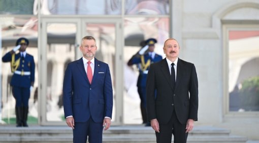 Günün ən maraqlı görüntüsünü Slovakiya Prezidenti paylaşdı - FOTO