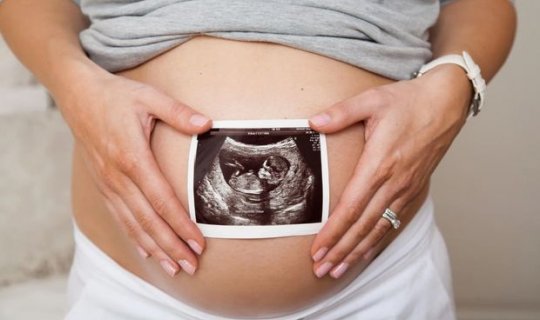 Həkim-metodist: “Yeniyetmələrdə hamiləlik zamanı fəsadların baş vermə riski arta bilər”