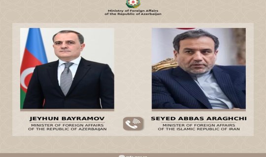 Azərbaycan və İran XİN rəhbərləri regionda təhlükəsizlik məsələlərini müzakirə edib
