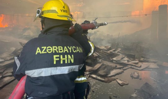 Neft Emalı Zavodunda yanğın baş verib