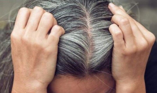 Alimlərdən yeni kəşf: Ağ saçlar xərçəngdən qoruyur