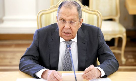 Lavrov söyüş söydü - Video