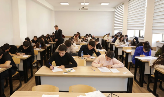 73 mindən çox müəllimin maaşı artdı