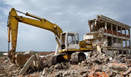 Bakının bu ərazisindəki obyekt sökülür