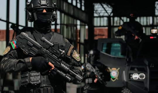 Azərbaycanda Polis Günüdür