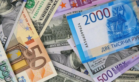Rusiyada dollar və avro KƏSKİN BAHALAŞDI