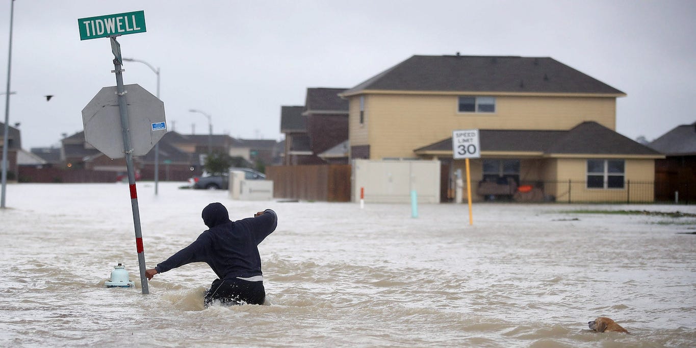 ABŞ-da güclü yağışlar 45 insanın həyatına son qoydu - FOTO/VİDEO