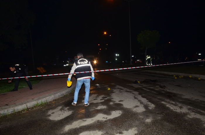 Polisin "saxla" əmrinə tabe olmadılar: Atışma zamanı 2 polis yaralandı, 1 nəfər öldü - FOTO