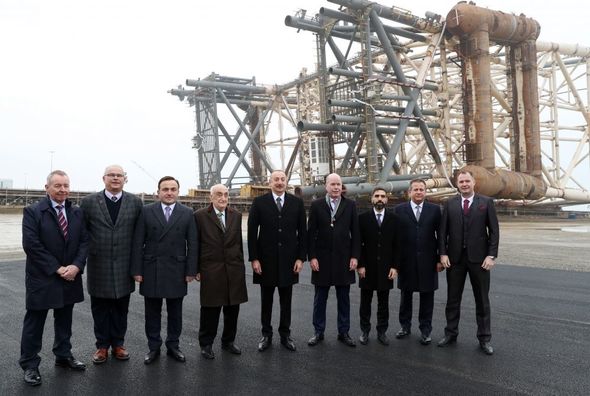 Prezident “Azəri-Mərkəzi-Şərqi” platformasının dayaq blokunun yola salınması mərasimində - YENİLƏNİB + FOTO
