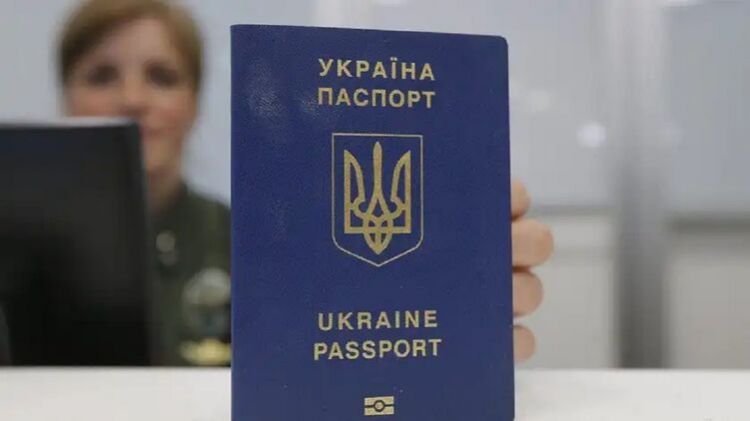 Ukraynada çatışmazlığa görə xarici pasport QADAĞASI