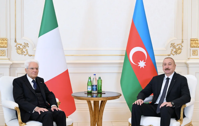 İlham Əliyev İtaliya Prezidentini təbrik edib