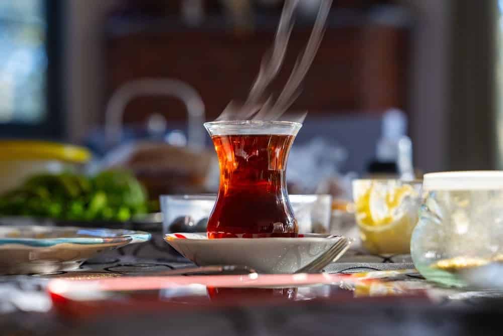 Dünyada əhalisi ən çox çay içən ölkələr açıqlandı - SİYAHI
