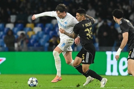 “Qarabağ” legioneri ilə müqavilənin müddətini uzatdı