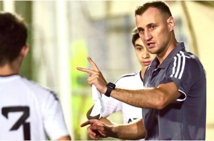 "Qarabağ" Maksim Medvedev və daha iki mütəxəssisi 