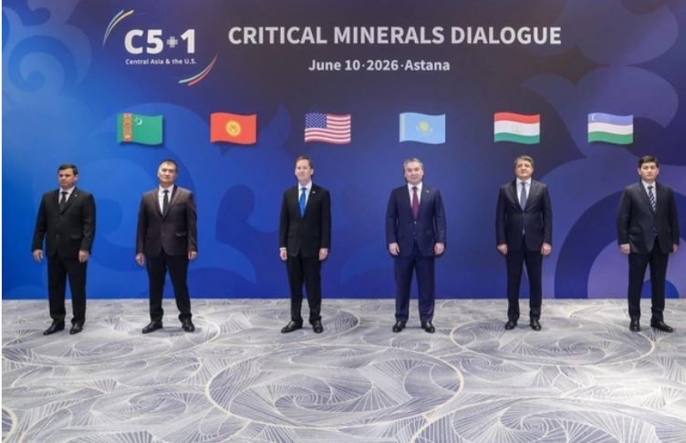 ABŞ Türküstan ölkələrinin minerallarına yaxınlaşır