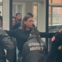 Serenay Sarıkaya ağlayaraq görün nə dedi 