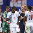 Britaniya kralı ingiltərəli futbolçulara müraciət etdi
