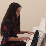 Leyla Əliyevadan pianoda &ldquo;Söz olmasaydı&rdquo; - Video