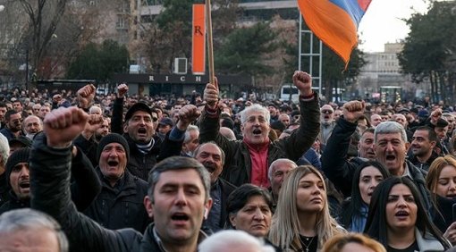 İrəvandakı aksiyalar: Bakı və Ankaranın müdaxiləsi olacaqmı? - TƏHLÜKƏLİ SSENARİLƏR