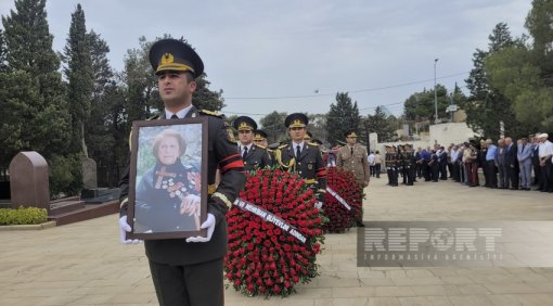 Prezident və birinci xanım Fatma Səttarovanın dəfn mərasiminə əklil göndərib