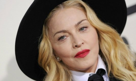 Madonna yoxsul qardaşına yardımdan imtina etdi