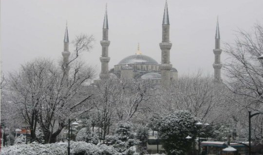 Türkiyədə dərslərə fasilə verilib