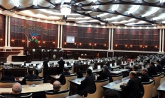 Azərbaycanda parlament seçkilərinə ayrılan pul