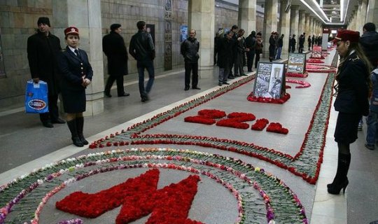 “20 Yanvar” metrostansiyası bütünlüklə qızılgüllərlə bəzədiləcək