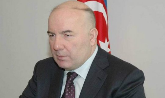 Elman Rüstəmov: “Bu cür kreditlər yüksək faizlə verilir”