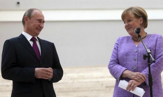 Merkel Moskvaya getməkdən imtina etdi