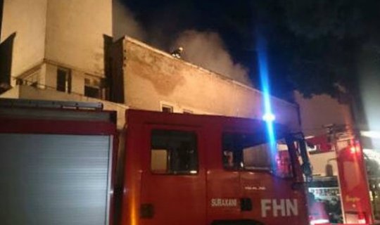 Bakıda klub yanır: 5 yanğınsöndürmə briqadası cəlb olunub