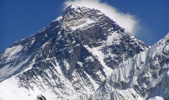 Everest dağı deşiləcək