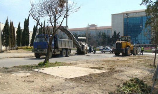 Bakının daha bir küçəsində təmir işlərinə başlanılıb