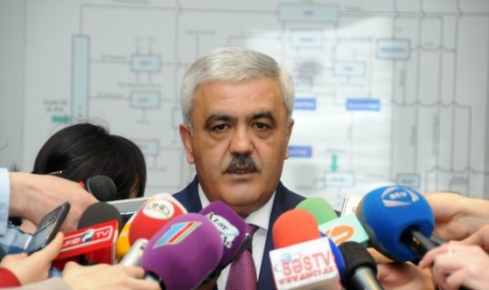 Rövnəq Abdullayev FIFA-nın prezident seçkisində iştirak edir