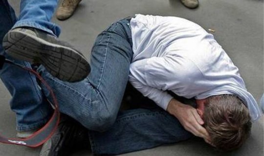 Bakıda polisi və onun həyat yoldaşını döydülər