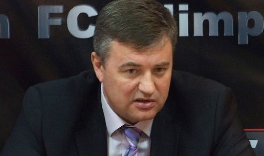 Moldovalı siyasətçi Bakıda qarət olunub