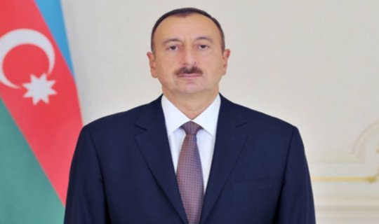 İlham Əliyev Makedoniya Prezidentini təbrik edib