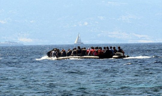 Egey dənizində iki qayığın batması nəticəsində 4-ü uşaq 5 nəfər həyatını itirdi