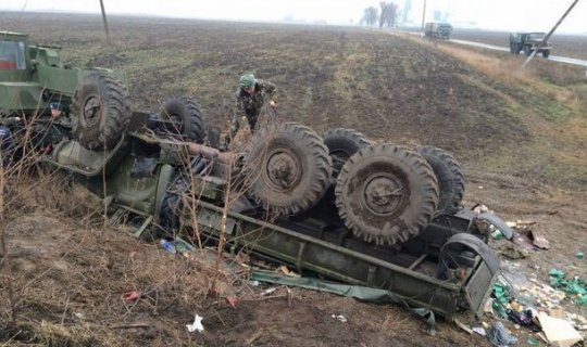 Ermənistanda hərbi maşın uçuruma yuvarlandı