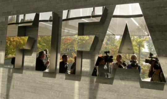 FIFA prezidentliyə namizədləri təsdiqləyib