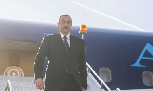 Prezident İlham Əliyevin Tbilisidə rəsmi qarşılanma mərasimi olub