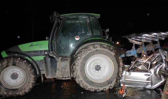 Naxçıvanda ata və oğul traktorun içində boğularaq öldü