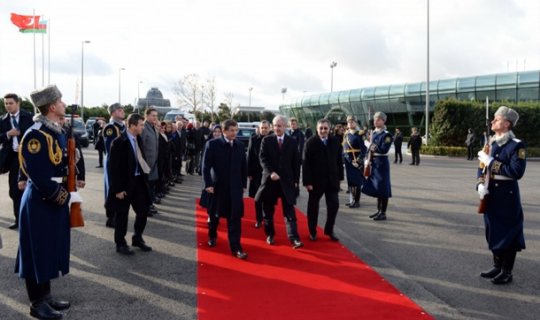 Türkiyə baş nazirinin Azərbaycana səfəri başa çatdı