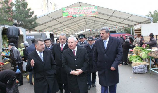 Sumqayıtda kənd təsərrüfatı məhsullarının satış-yarmarkası açıldı