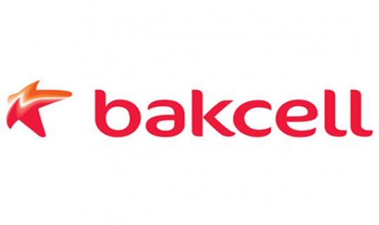 Bakcell “Bakutel 2015” stendində gənclər üçün imkanlar nümayiş etdirir