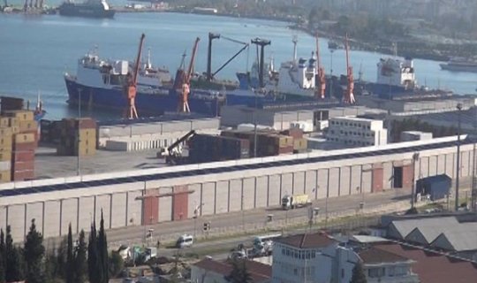Rusiya gəmiləri Türkiyə limanında saxlanıldı