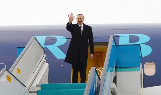 Azərbaycan prezidenti İsveçrəyə getdi