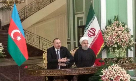 İran və Azərbaycan arasında 11 sənəd imzalandı