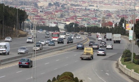 Paytaxtın şimal girişində “tıxac”ı azaltmaq üçün işlər aparılır